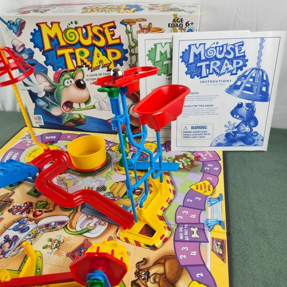 Milton Bradley Hasboro 2005 Mouse Trap Board Game #04657 Complete in Box